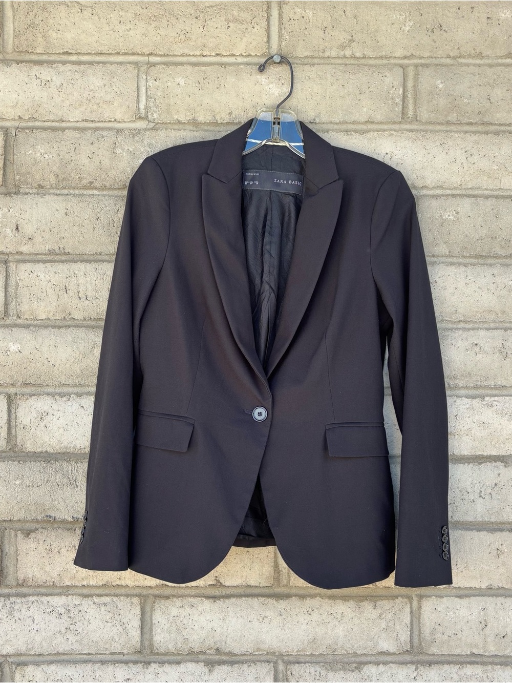Women's Zara Basics Black Blazer Size 4 Made in Spain with Shoulderr Pads
